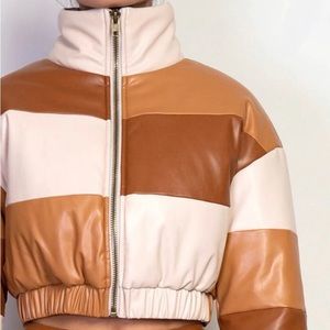 Cropped puffer jacket